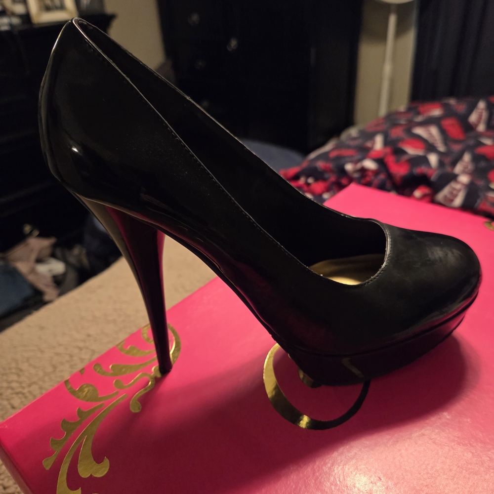 Candie's Sleek Black High Heels
